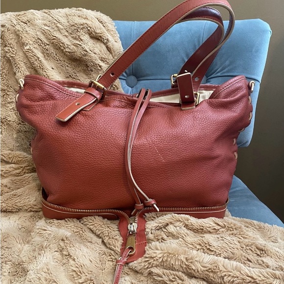 SOLD!!! Chloe Cognac Leather Tote Bag - Picture 2 of 15
